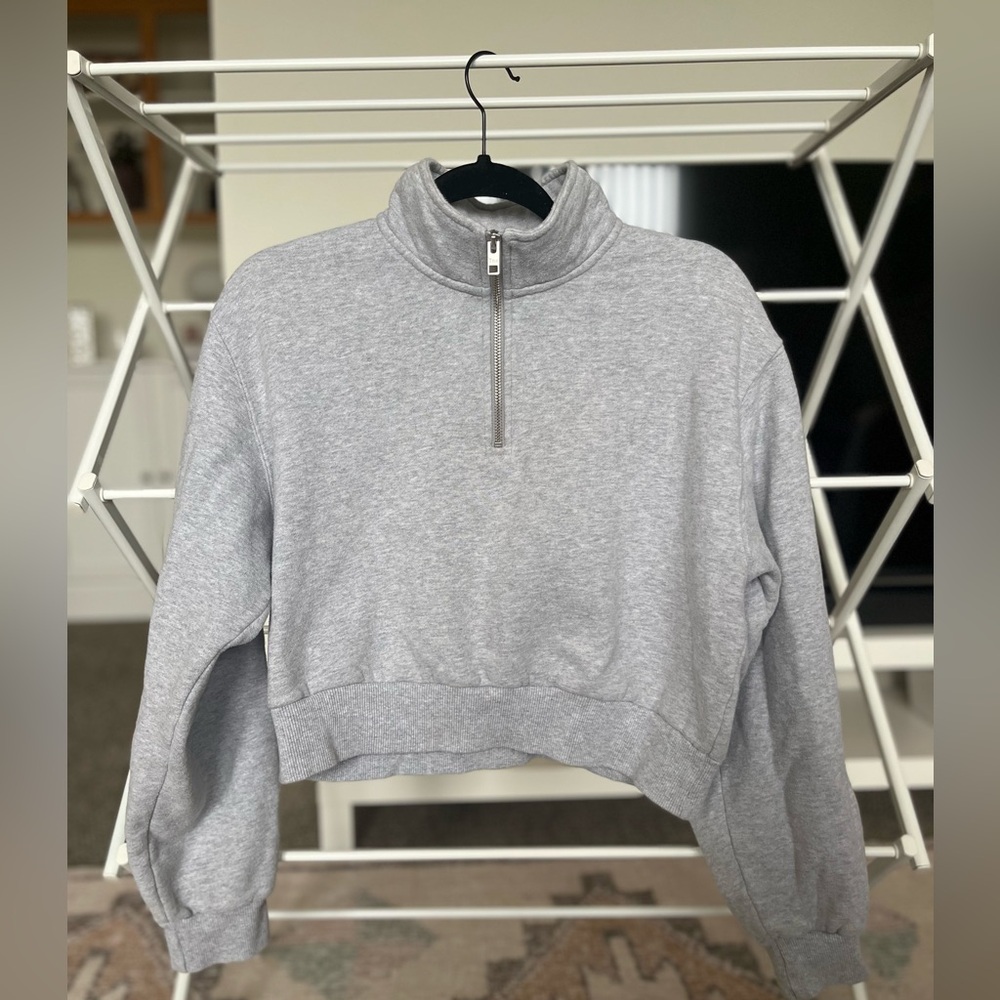 Aritzia Tna Cozy AF Fleece-Lined Cropped 1/4 Zip Sweater, Size M, Grey
